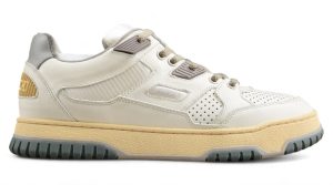 Gucci Ultrapace R Sneakers – Beige and Grey