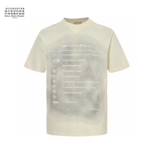 Misty Gradual Change Color Logo T-Shirt